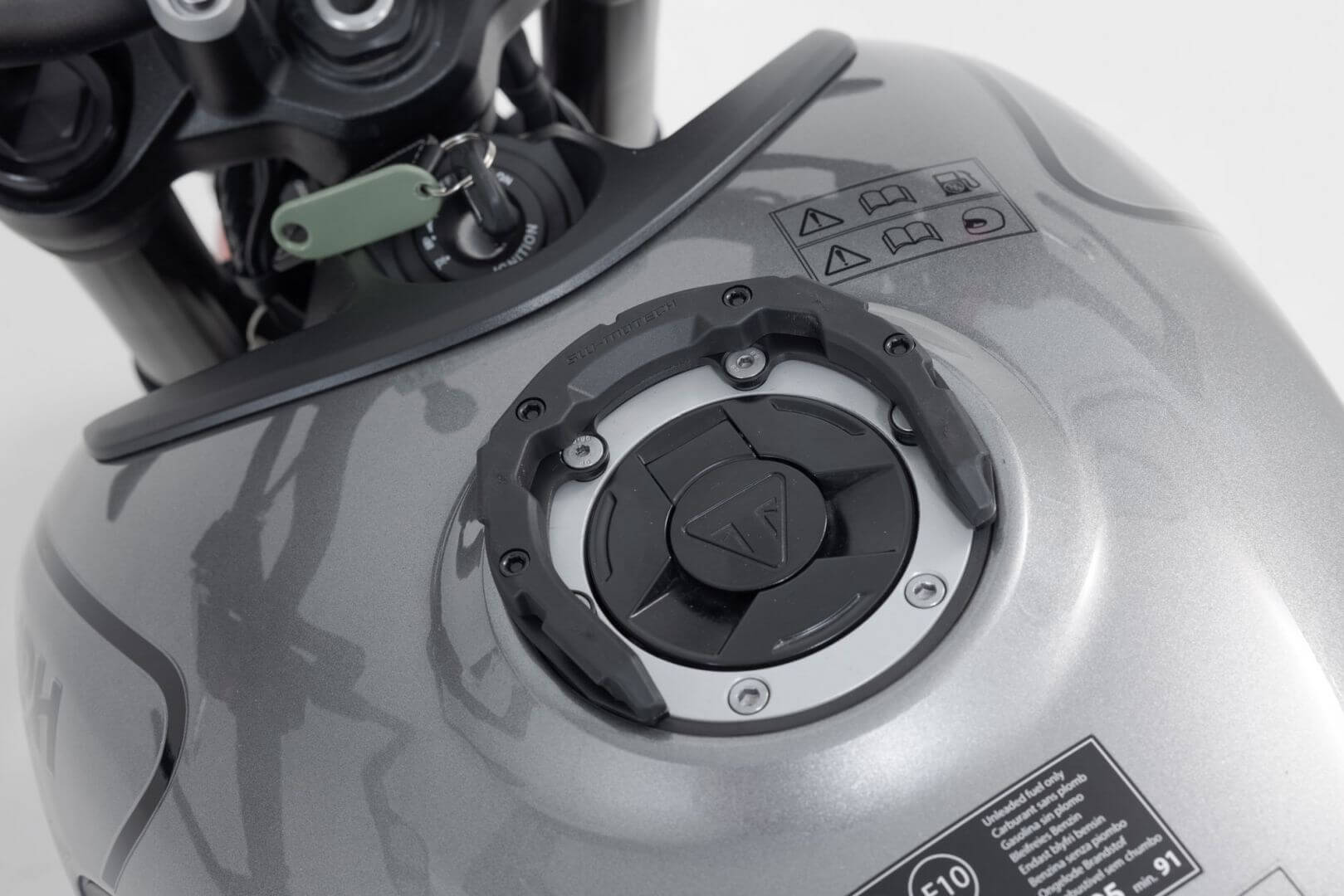 PRO anneau de réservoir Triumph Trident 660