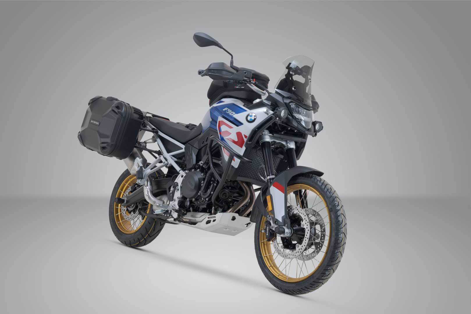 BMW F 9090 GS with accessories from SW-MOTECH